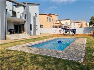 4 Bed House in Amandasig