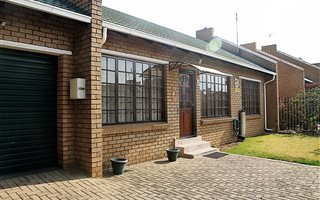 2 Bedroom Townhouse in Modelpark