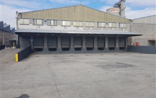 1800 m² Industrial space in Montague Gardens
