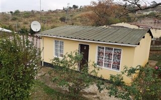 2 Bedroom House in Bombay Heights