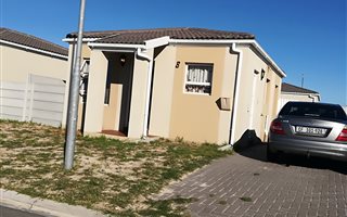 2 Bedroom House in Blue Downs