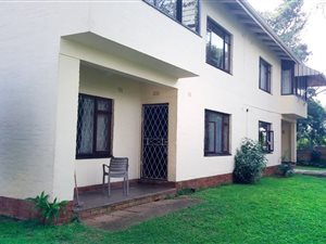 2 Bed Apartment in Umtentweni