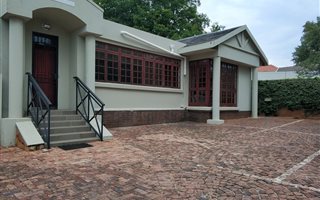 191 m² Office Space in Parkview