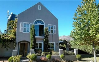 3 Bedroom House in Kylemore