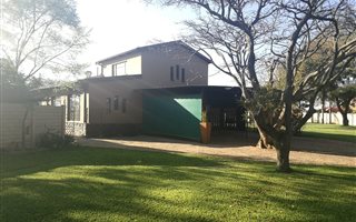 8.6 ha Farm in Tweefontein