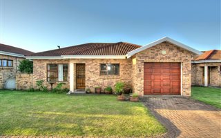 3 Bedroom Townhouse in Lorraine