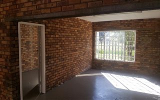 170 m² Industrial space in Springs Central