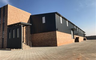 1250 m² Industrial space in Monavoni