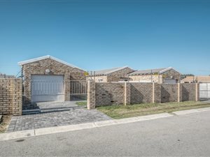3 Bed Duet in Parsons Vlei