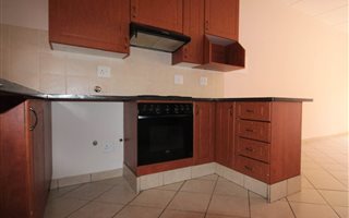 2 Bedroom Apartment in Silver Lakes