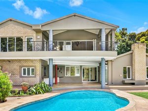 4 Bedroom House in River Club