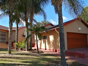 4 Bed House in Aviary Hill