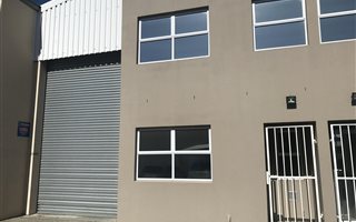 202 m² Industrial space in Airport Industria