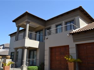 4 Bed House in Clearwater Flyfishing Estate