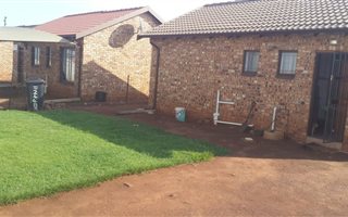 2 Bedroom House in Protea Glen
