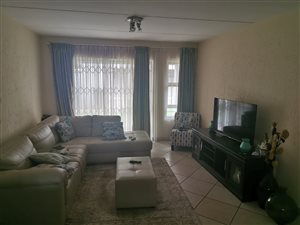 2 Bed Apartment in Olifantsfontein