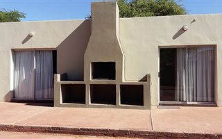 8 Bedroom House in Kathu