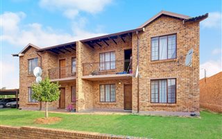 2 Bedroom Apartment in Chloorkop