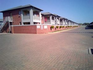 2 Bed Townhouse in Andeon AH