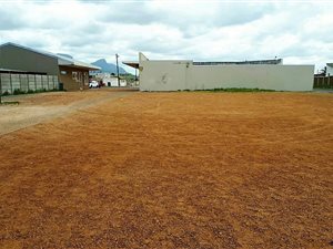 322 m² Land available in Steenberg