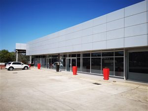 2957 m² Commercial space in Waterfall