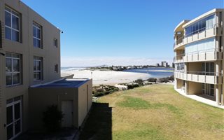 2 Bedroom Apartment in Lagoon Beach