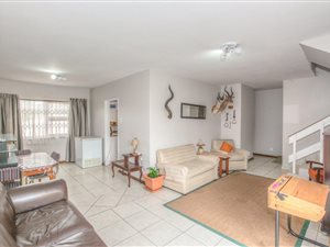 3 Bed Townhouse in Taybank