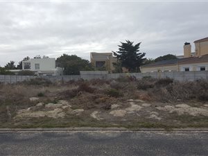 743 m² Land available in West Beach