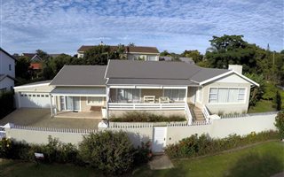 3 Bedroom House in Plettenberg Bay