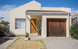 3 Bedroom House in Admirals Park