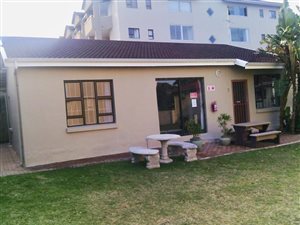 3 Bed Townhouse in Uvongo