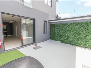 2 Bed Apartment in Mowbray