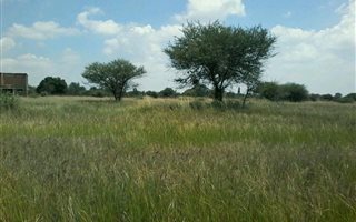 502 m² Land available in Hesteapark