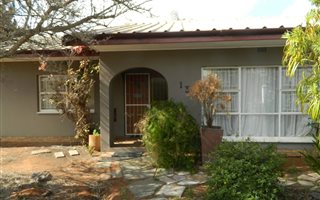 4 Bedroom House in Vredendal