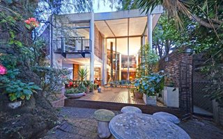 3 Bedroom House in Bramley