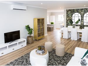3 Bed Flat in Kindlewood Estate