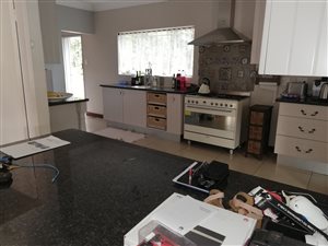 4 Bed House in Waterkloof Ridge
