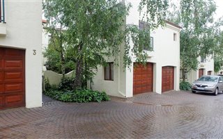 3 Bedroom Townhouse in Illovo