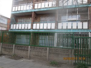 2 Bed Apartment in Vereeniging