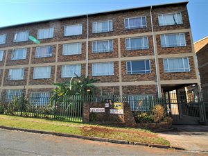 2 Bed Apartment in Alberton