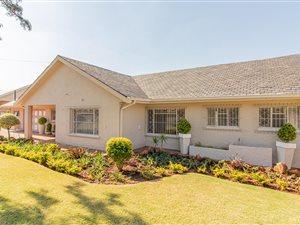 3 Bed House in Florida Hills