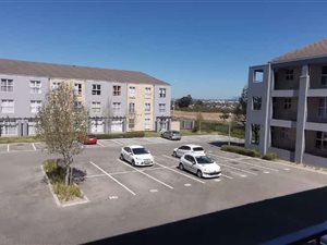 2 Bed Flat in Kraaifontein Central