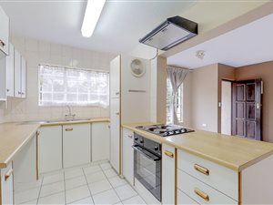 3 Bed Apartment in Webber
