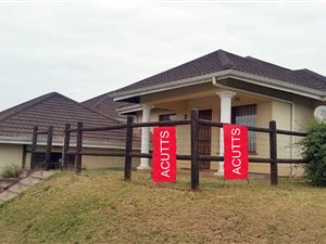 3 Bed Townhouse in Caversham Glen