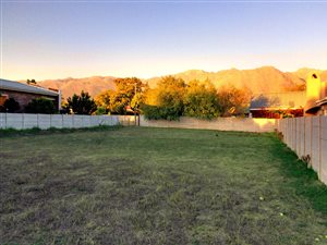 713 m² Land available in Porterville