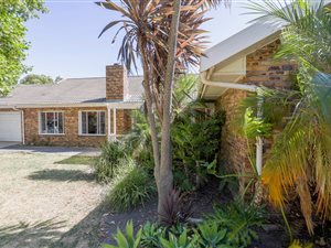 4 Bed House in Parel Vallei