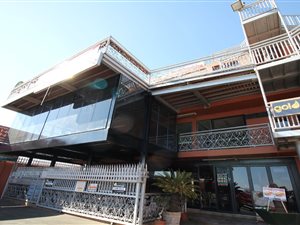 750 m² Commercial space in Homelake