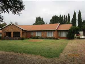 2.1 ha Farm in Bapsfontein