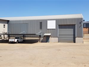 700 m² Commercial space in Monavoni