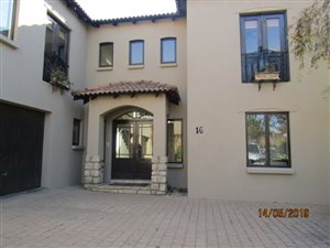 4 Bed House in Glen Erasmia